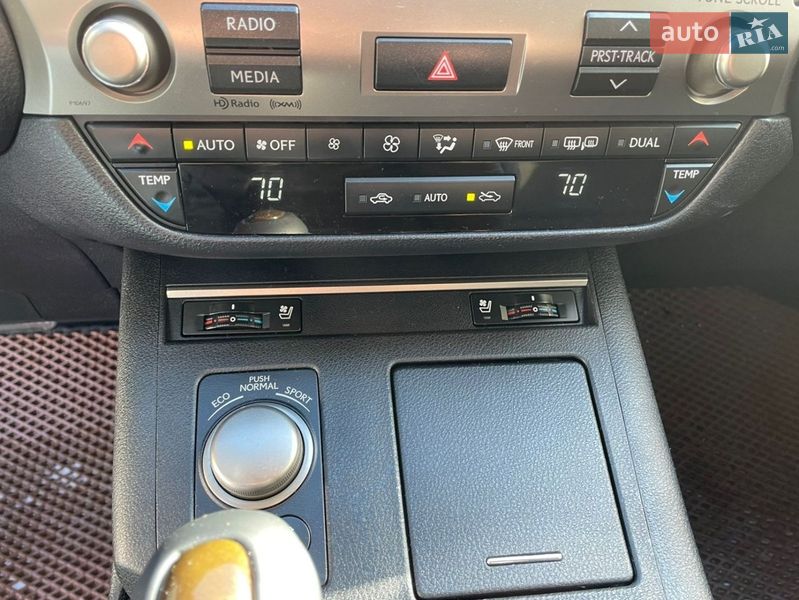 Седан Lexus ES 2014 в Киеве фото 36 Седан Lexus ES 2014 в Киеве