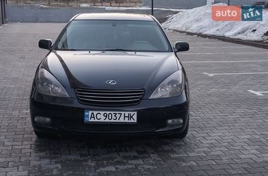 Седан Lexus ES 2004 в Горохове