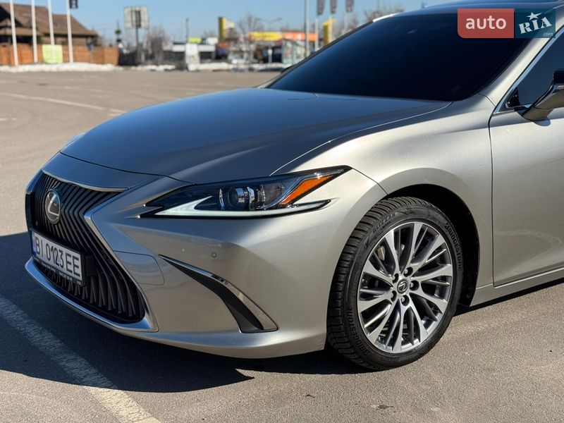 Седан Lexus ES 2020 в Києві фото 10 Седан Lexus ES 2020 в Києві