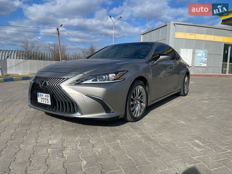 Седан Lexus ES 2020 в Одессе