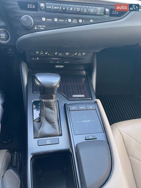 Седан Lexus ES 2020 в Одессе