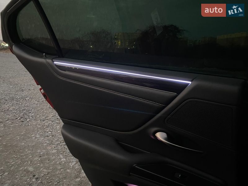 Седан Lexus ES 2019 в Києві