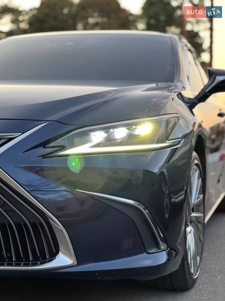Седан Lexus ES 2018 в Одессе