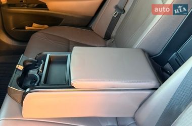 Седан Lexus ES 2022 в Виннице
