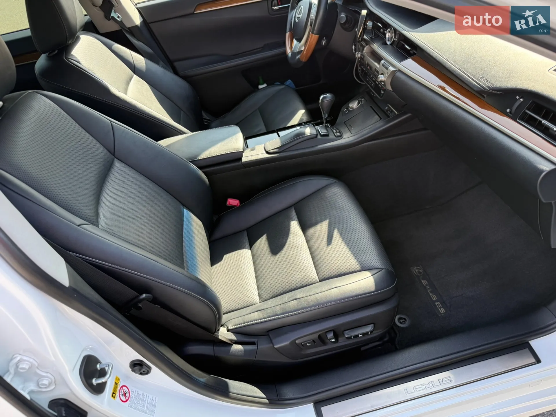 2013 Lexus ES - мініатюра 18