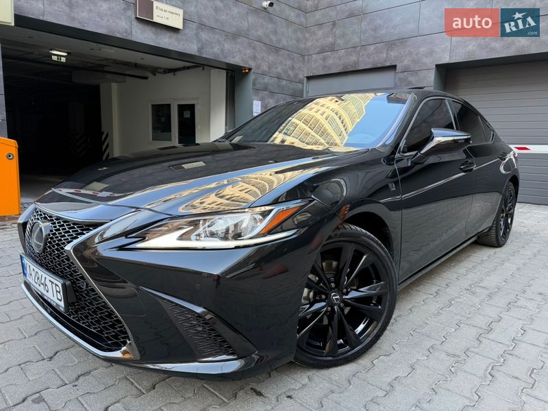 Седан Lexus ES 2024 в Києві