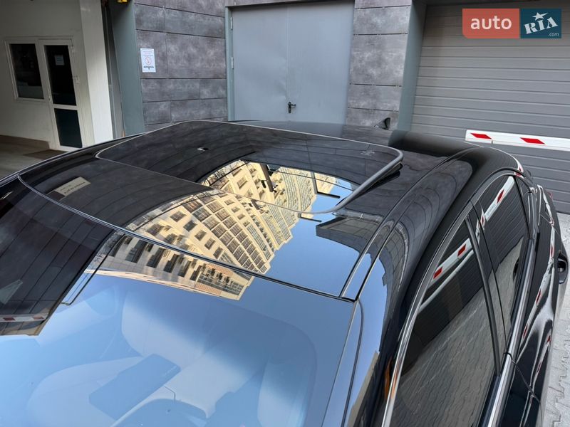 Седан Lexus ES 2024 в Києві