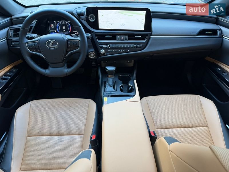 Седан Lexus ES 2024 в Києві