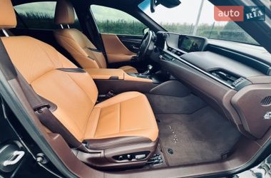 Седан Lexus ES 2021 в Киеве