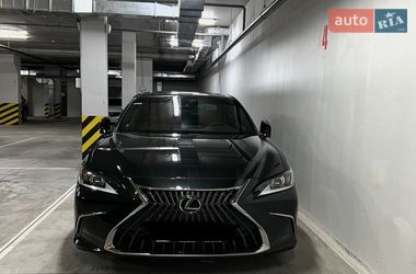 Седан Lexus ES 2022 в Днепре