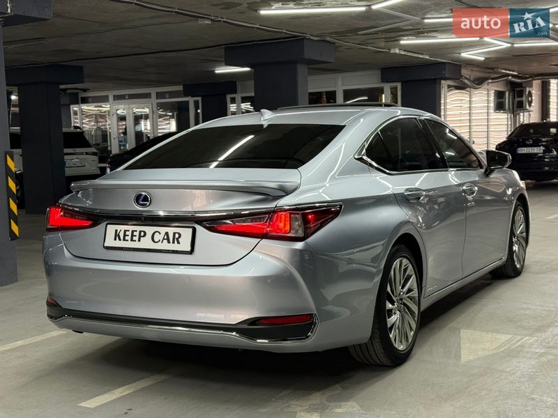 Седан Lexus ES 2022 в Одессе