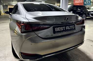 Седан Lexus ES 2022 в Киеве