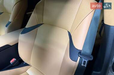 Седан Lexus ES 2022 в Киеве