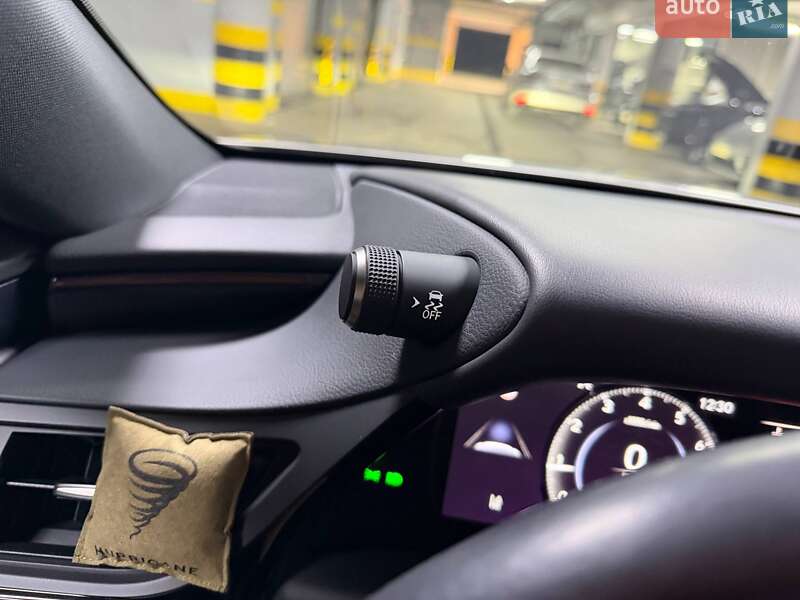 Седан Lexus ES 2022 в Киеве