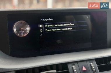 Седан Lexus ES 2020 в Киеве