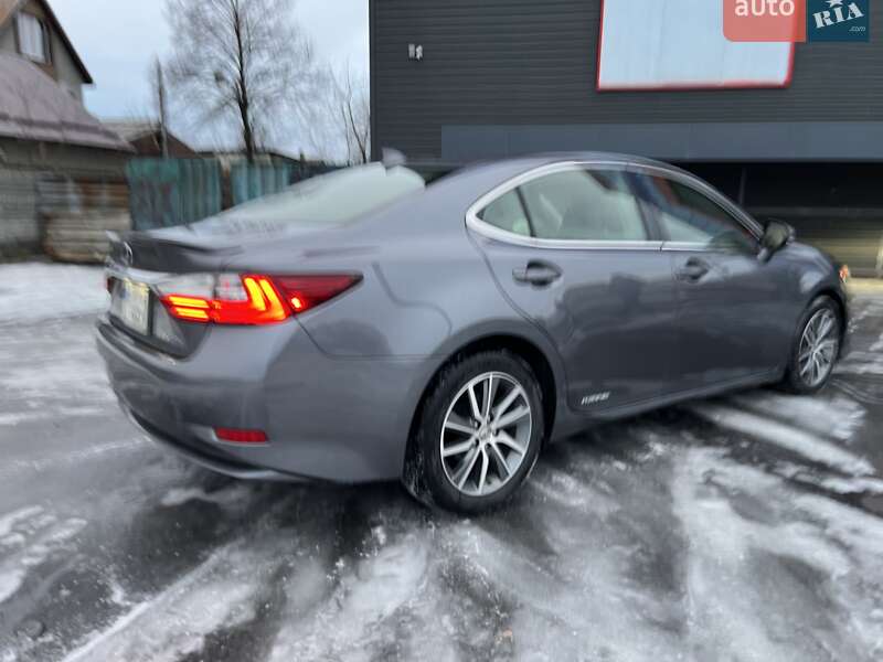 Седан Lexus ES 2017 в Харькове