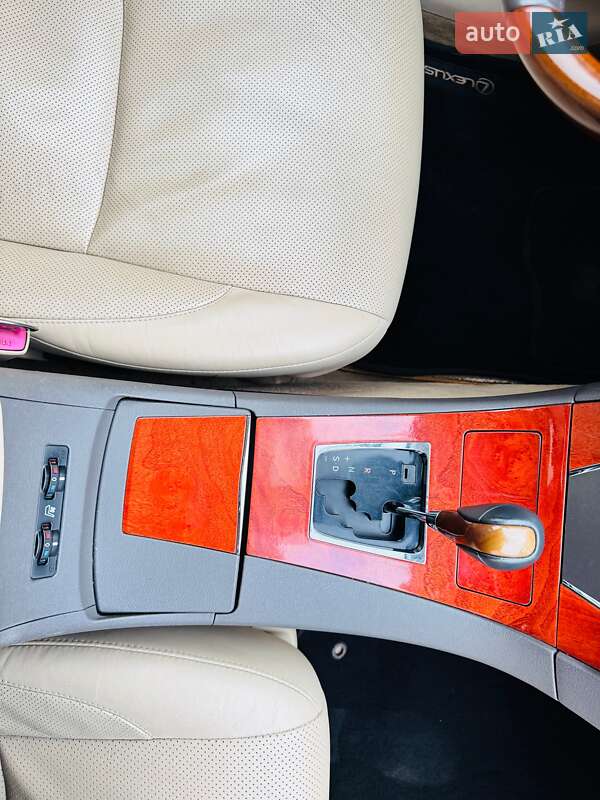 Седан Lexus ES 2010 в Николаеве