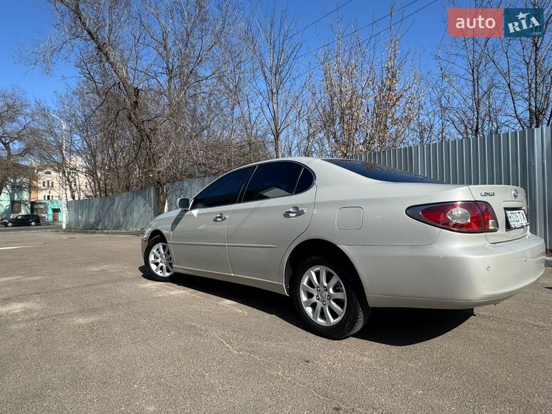 Седан Lexus ES 2003 в Одессе