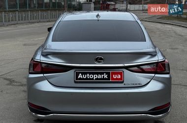 Седан Lexus ES 2023 в Киеве