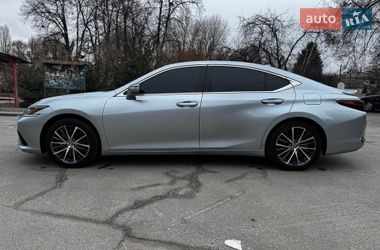 Седан Lexus ES 2023 в Киеве