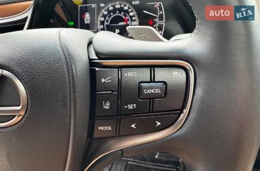 Седан Lexus ES 2023 в Киеве