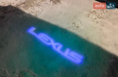 Седан Lexus ES 2019 в Киеве
