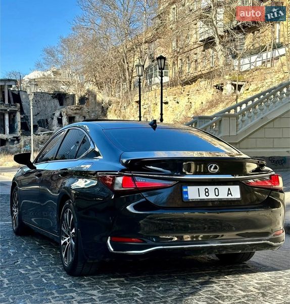 Седан Lexus ES 2019 в Одессе