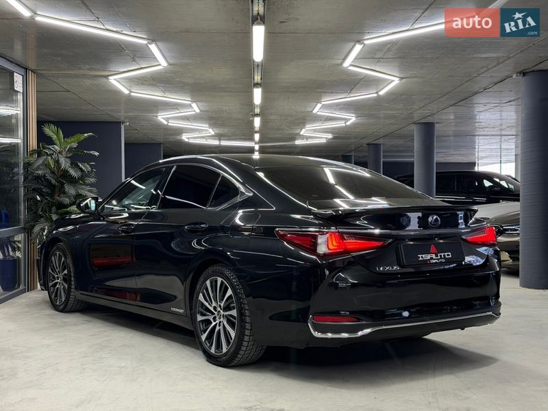 Седан Lexus ES 2019 в Одессе