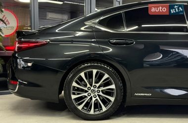 Седан Lexus ES 2019 в Одессе