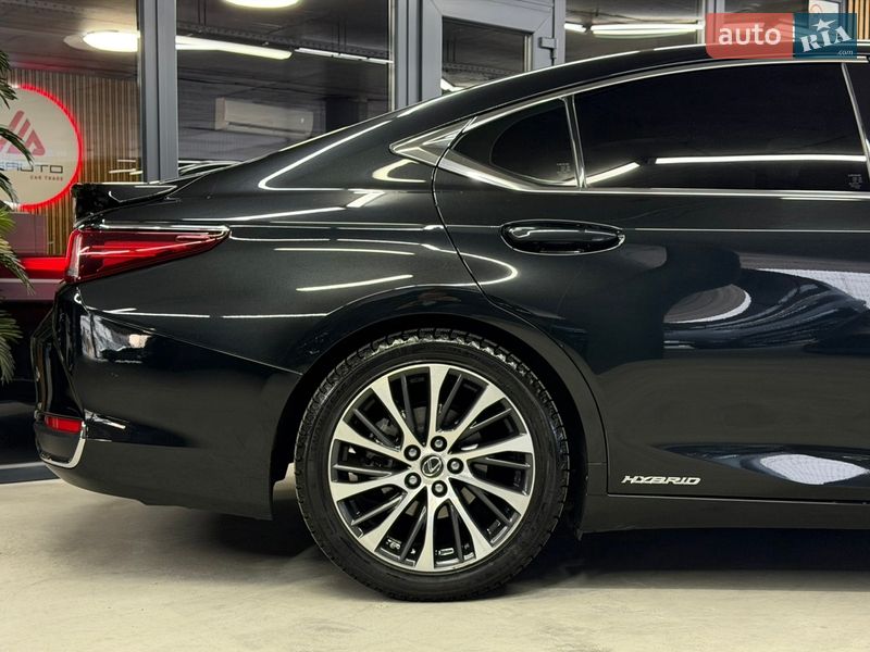 Седан Lexus ES 2019 в Одессе