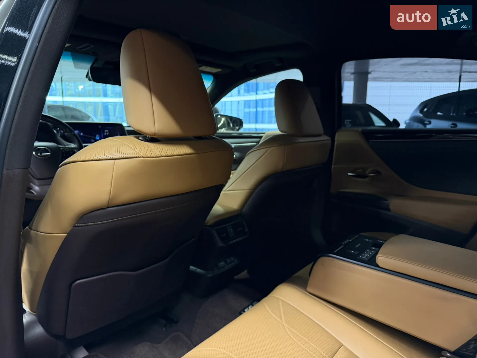 2019 Lexus ES - мініатюра 25