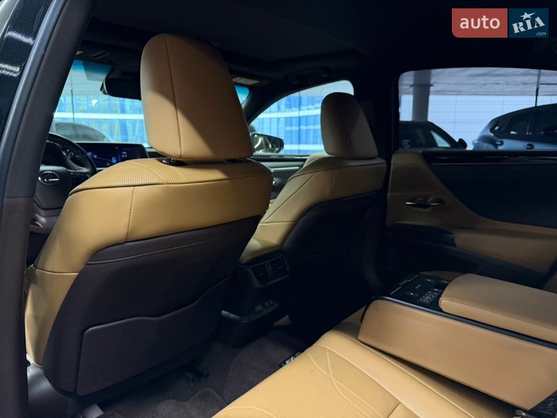 Седан Lexus ES 2019 в Одессе