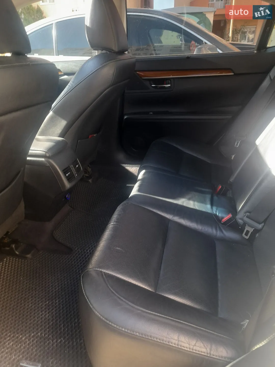 2012 Lexus ES - мініатюра 9