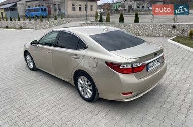 Седан Lexus ES 2012 в Тернополі