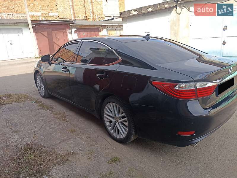 Седан Lexus ES 2014 в Хмельницком