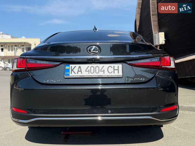 Седан Lexus ES 2023 в Одессе