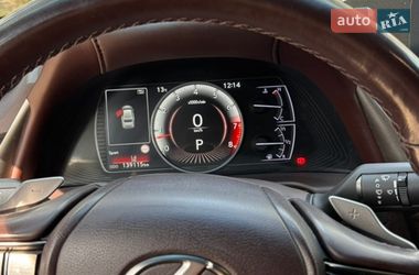 Седан Lexus ES 2020 в Новояворовске