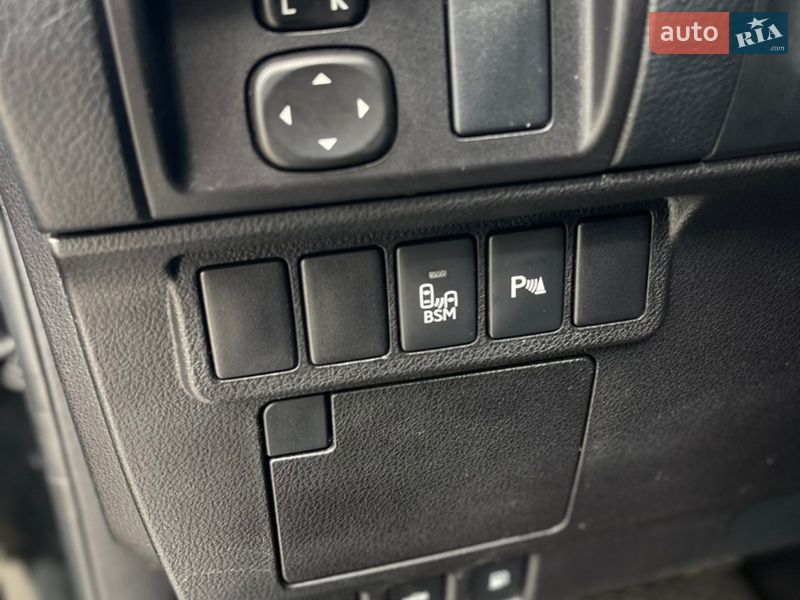 Седан Lexus ES 2014 в Киеве фото 10 Седан Lexus ES 2014 в Киеве