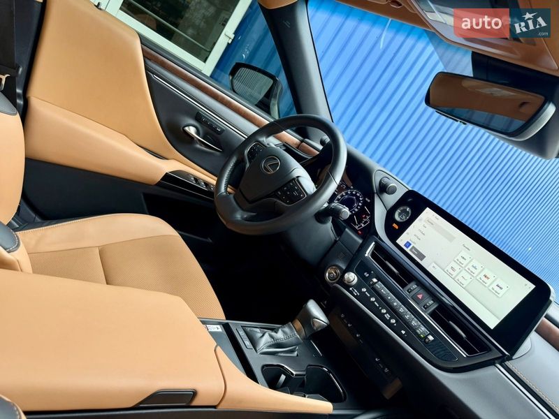 Седан Lexus ES 2023 в Львове фото 49 Седан Lexus ES 2023 в Львове