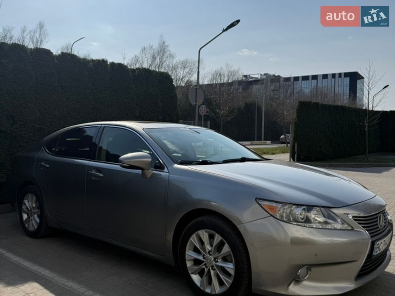 Седан Lexus ES 2015 в Львові фото 5 Седан Lexus ES 2015 в Львові