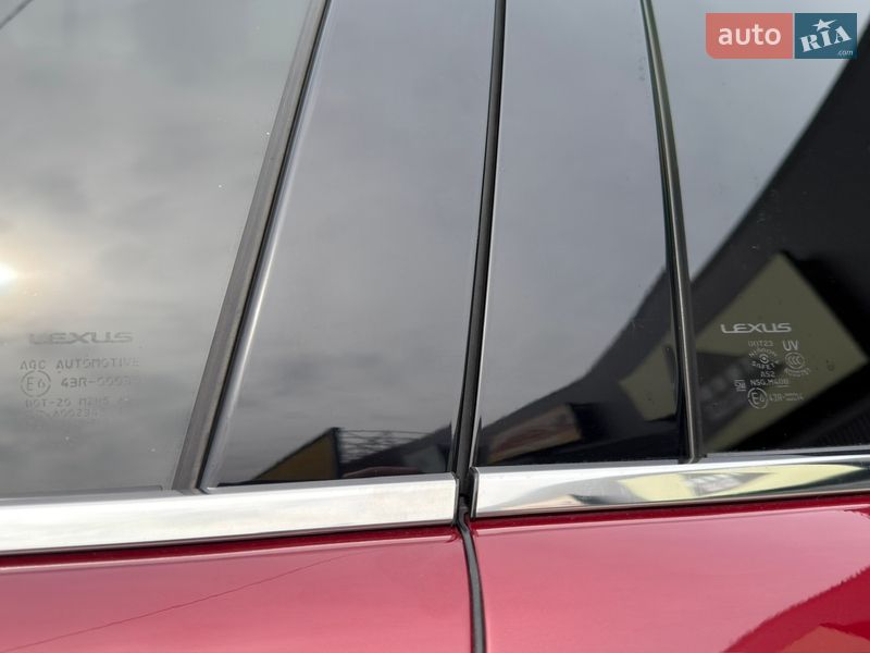 Седан Lexus ES 2014 в Києві