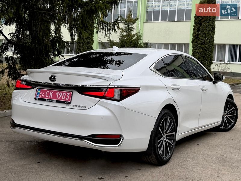Седан Lexus ES 2022 в Виннице фото 4 Седан Lexus ES 2022 в Виннице