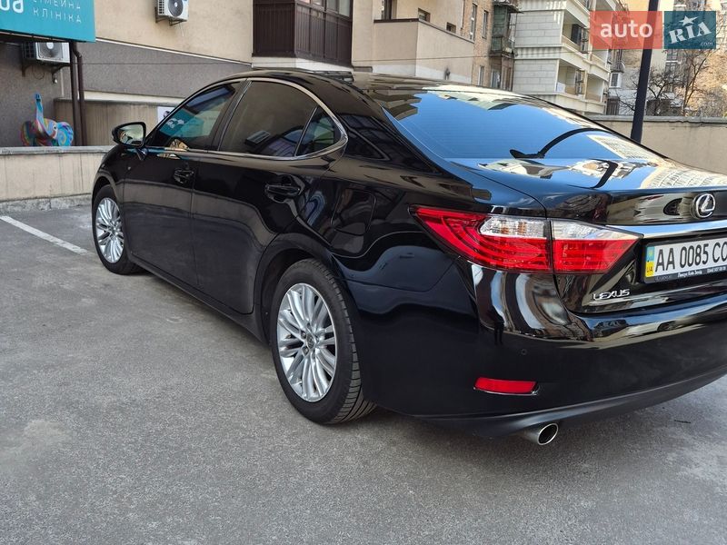 Седан Lexus ES 2012 в Киеве фото 4 Седан Lexus ES 2012 в Киеве