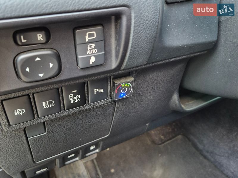 Седан Lexus ES 2012 в Киеве фото 13 Седан Lexus ES 2012 в Киеве