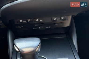 Седан Lexus ES 2020 в Харкові