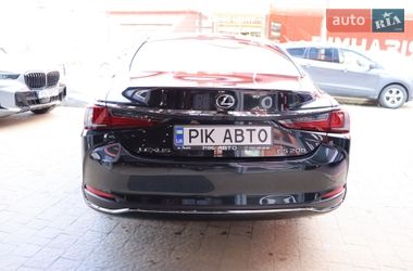 Седан Lexus ES 2022 в Львове