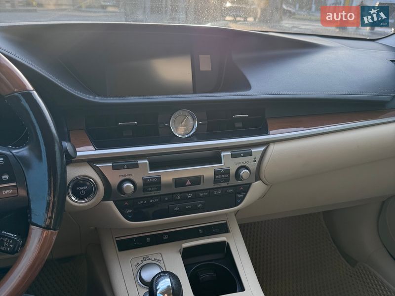 Седан Lexus ES 2014 в Днепре фото 16 Седан Lexus ES 2014 в Днепре