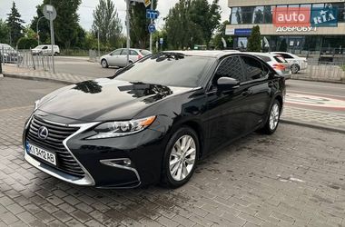 Седан Lexus ES 2014 в Києві