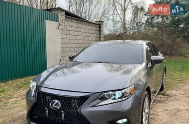 Седан Lexus ES 2013 в Киеве