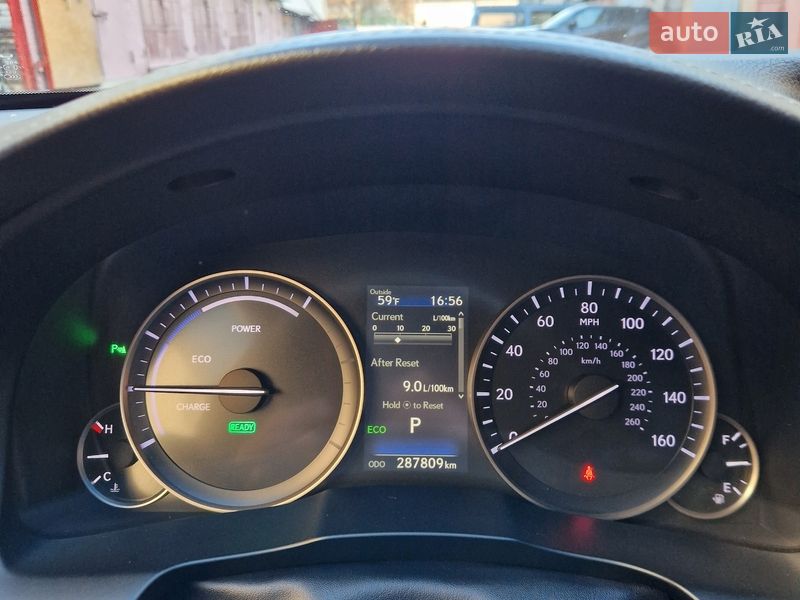 Седан Lexus ES 2015 в Киеве